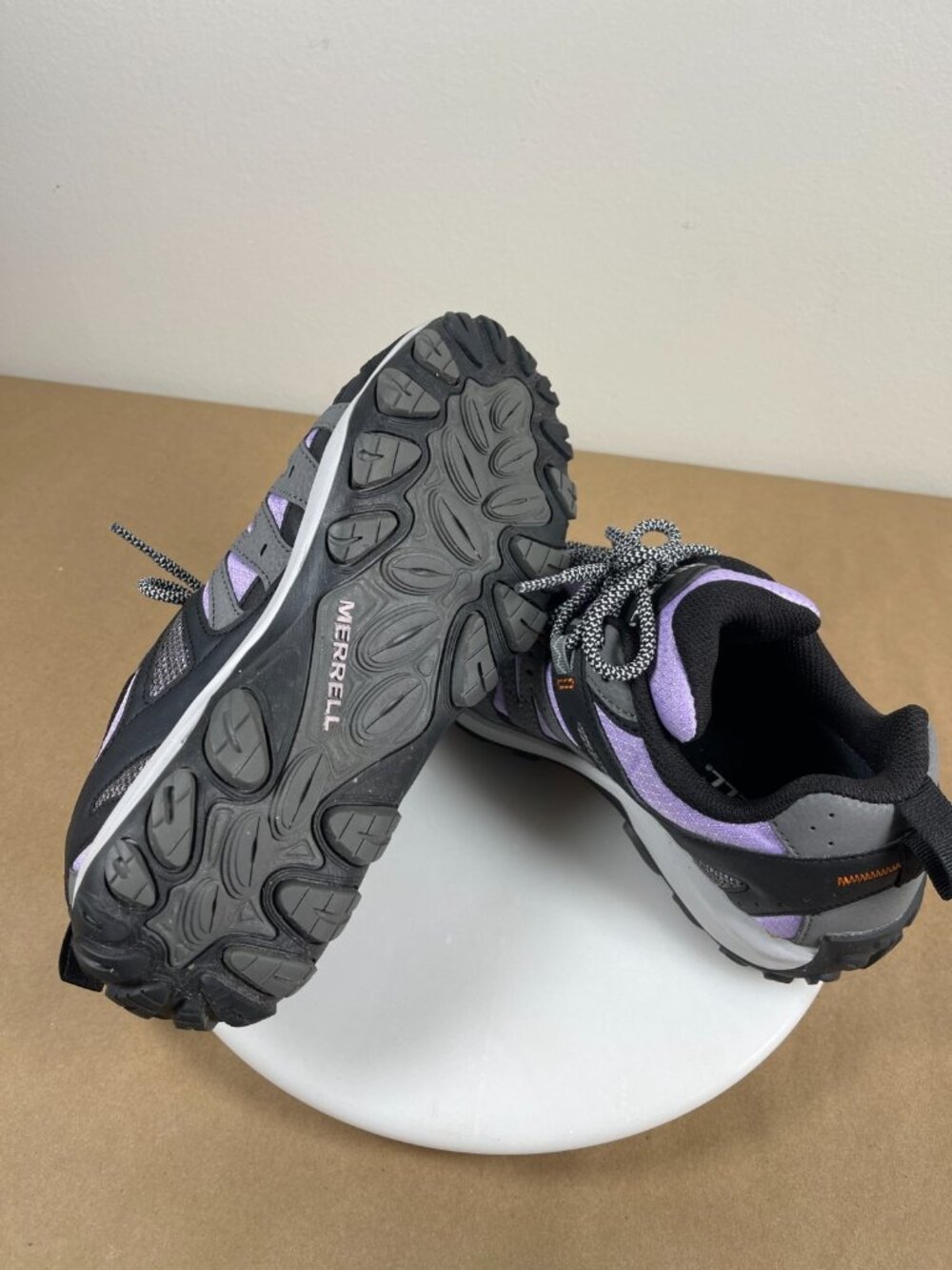 Merrell J037012 Gore-Tex Hiking Shoes Womens 7.5 Purple Gray Waterproof - Picture 9 of 10